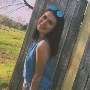 Meet your Posher, Amelia